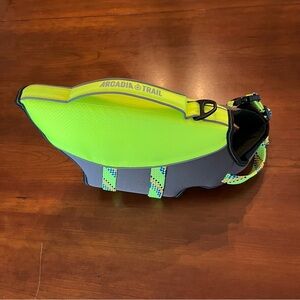 Arcadia Trail High Visibility Flotation Aid Dog Life Jacket Size Small